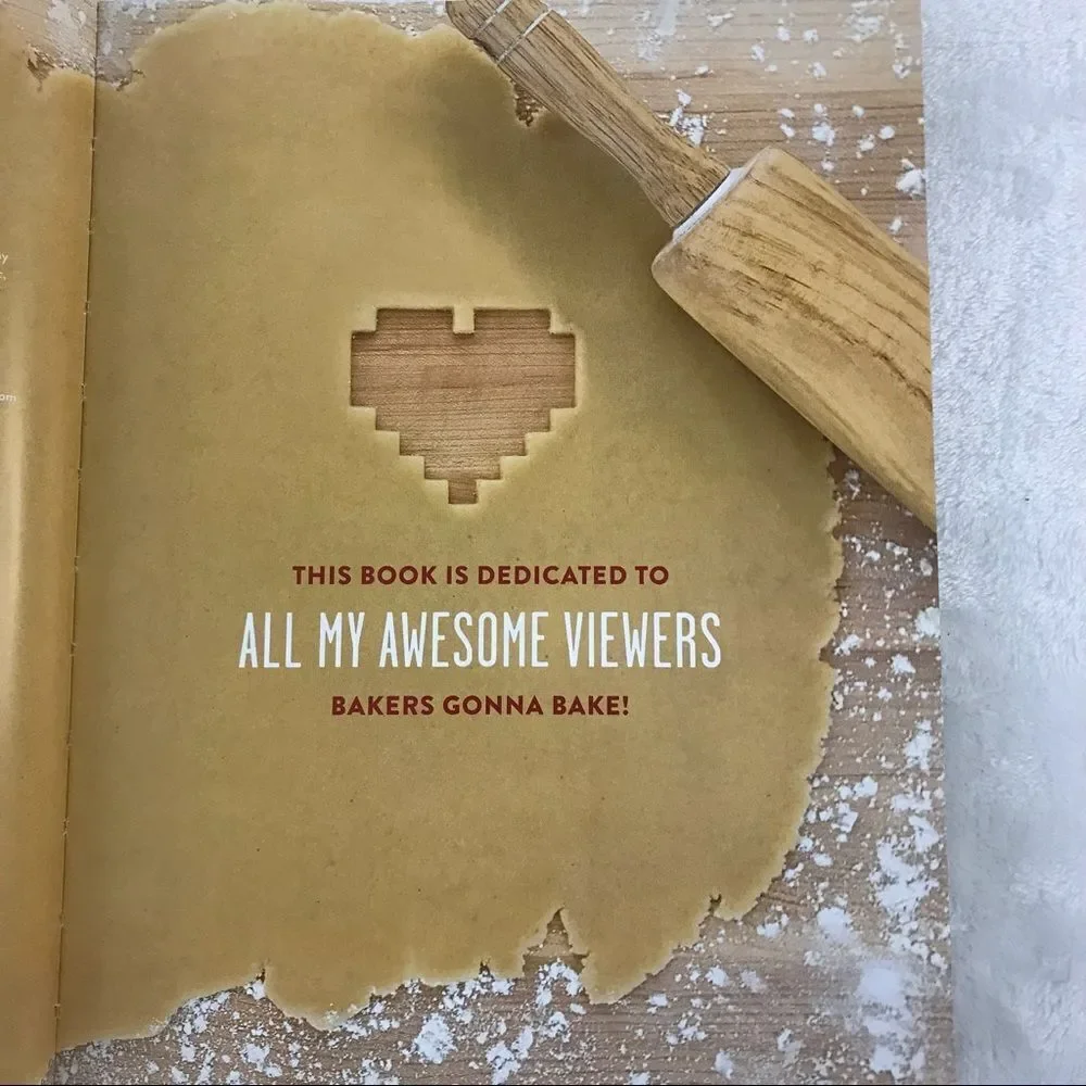 ‎**Book** Nerdy Mummies cookbook by Rosanna Pansino